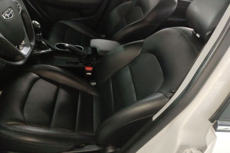 吉利汽车 远景 2020款 1.5L 手动亚运版中控内饰19