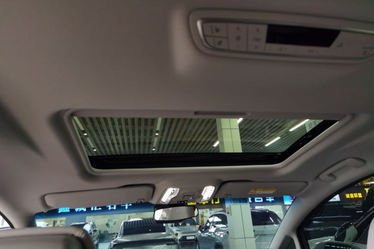 别克GL8 2025款 陆尊 智享版局部细节22