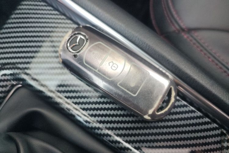 马自达CX-5 2021款 2.5L 自动两驱黑骑士中控内饰11