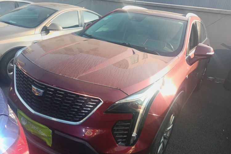 凯迪拉克XT4 2018款 28T 四驱领先型车身外观1