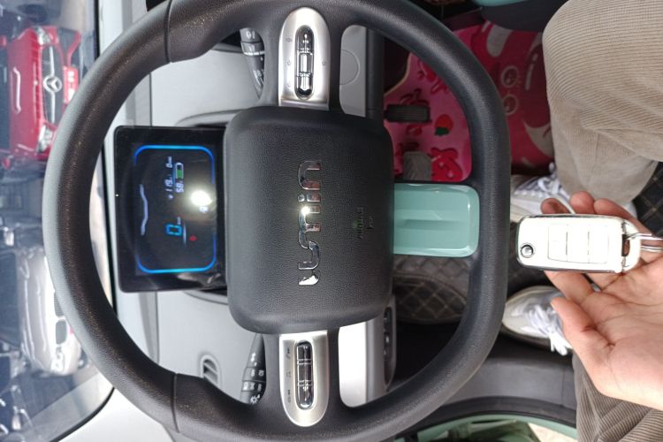 长安启源 长安Lumin 2022款 210km 香甜款中控内饰11