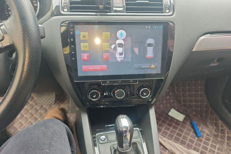 大众 速腾 2017款 180TSI 自动臻享版中控内饰16