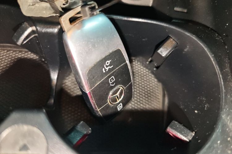 奔驰C级 2019款 C 260 运动版中控内饰11