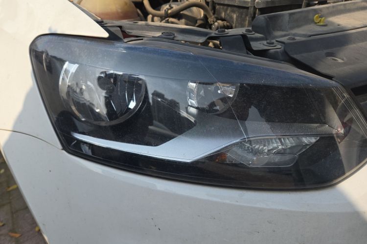 大众 Polo 2014款 1.4L 手动风尚版车身外观6006