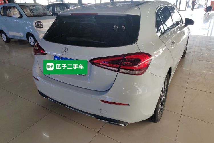 奔驰A级(进口) 2021款 A 200 动感型车身外观7