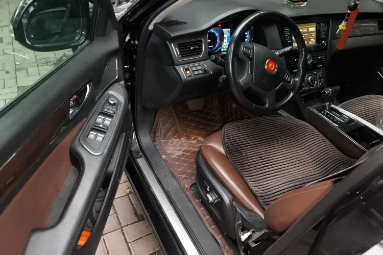 红旗H7 2015款 2.0T 豪华型中控内饰20
