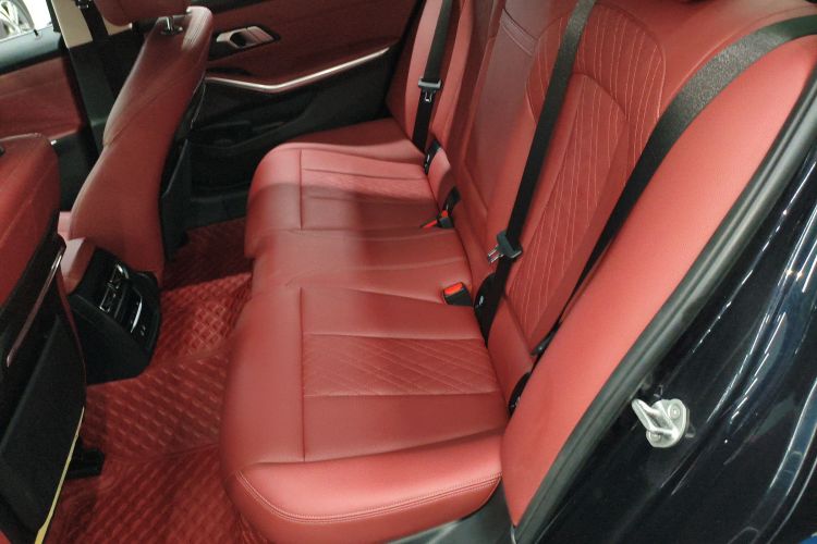 宝马3系 2022款 320Li M运动套装中控内饰7004