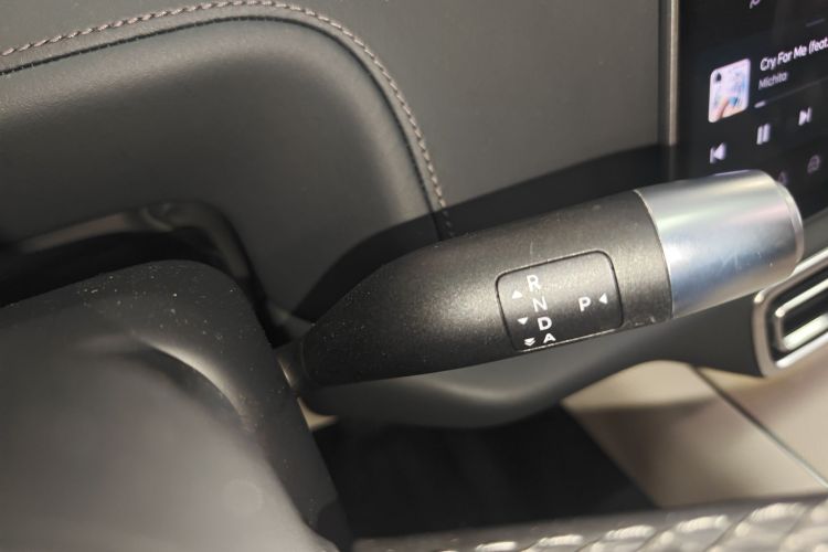 理想汽车 理想L9 2022款 Max局部细节18