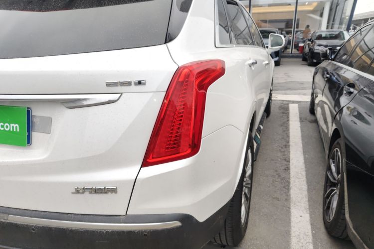 凯迪拉克XT5 2016款 28T 四驱豪华型车身外观9