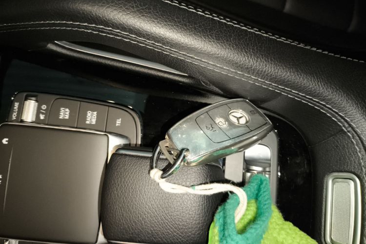 奔驰GLE轿跑 2020款 GLE 450 4MATIC 轿跑SUV 时尚型中控内饰11