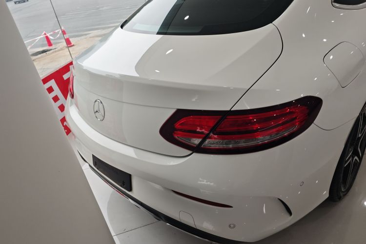 奔驰C级(进口)  C 260 轿跑车车身外观6004