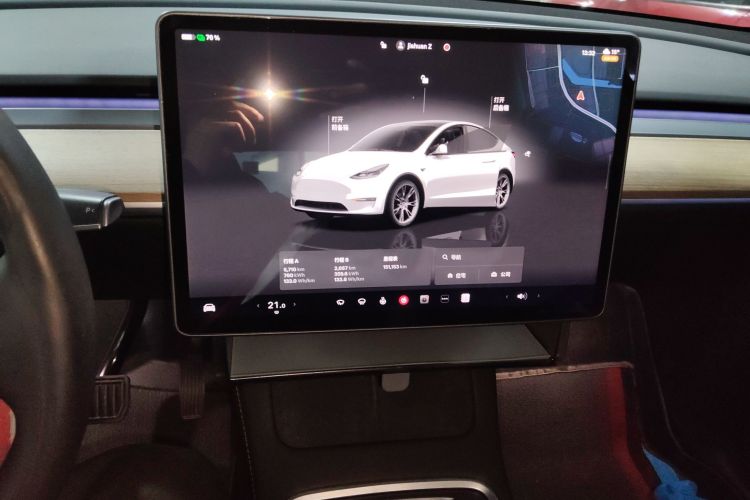 特斯拉 Model Y 2022款 后轮驱动版中控内饰16