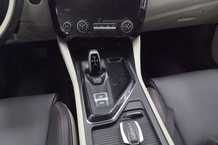 领克02 2019款 1.5T DCT两驱耀Pro版 国VI局部细节18