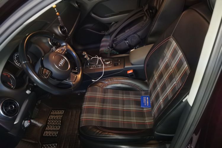 奥迪A3 2016款 Sportback 35 TFSI 领英型中控内饰19