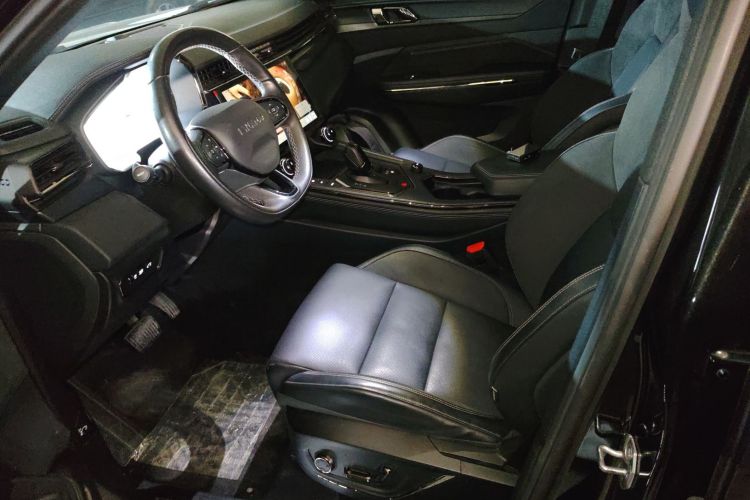 领克01 EM-P 2023款 1.5TD EM-P PM中控内饰19