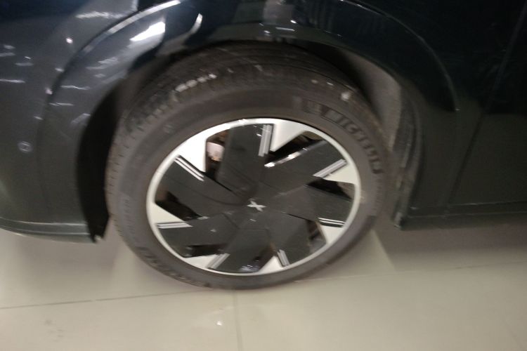 小鹏X9 2024款 610长续航Pro车身外观6007