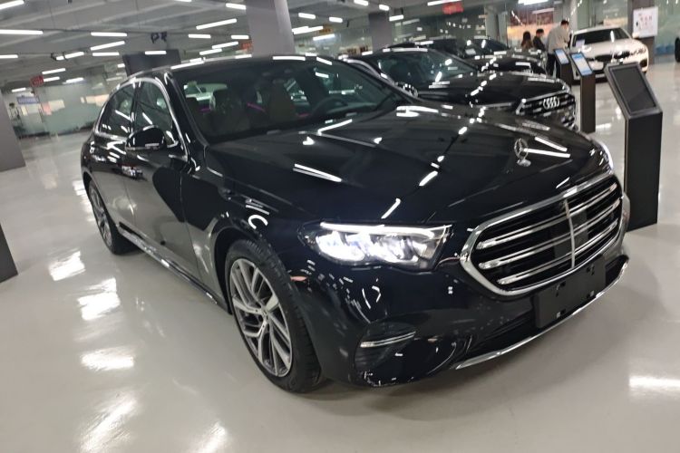 奔驰E级 2025款 改款 E 300 L 时尚型车身外观6002