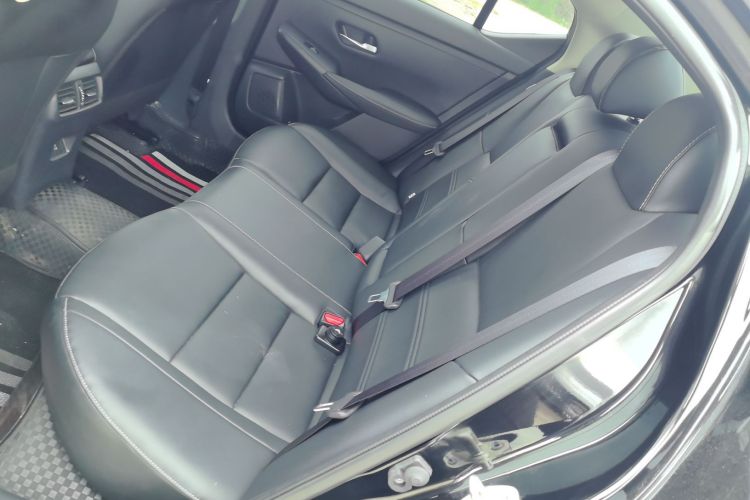 日产 轩逸 2023款 改款 1.6L CVT悦享版中控内饰7003