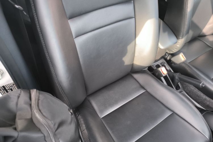 丰田 YARiS L 致炫 2020款 致炫X 1.5L CVT领先版局部细节41