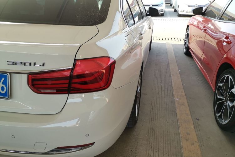 宝马3系 2016款 320Li 豪华设计套装车身外观6006