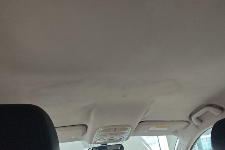 哈弗H2s 2017款 红标 1.5T 手动舒适型中控内饰22