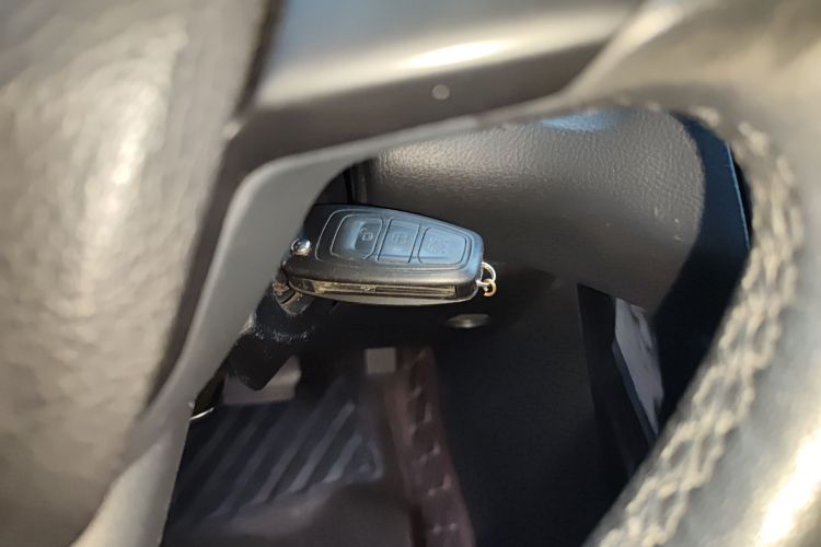 福特 福克斯 2017款 三厢 1.6L 自动风尚型智行版中控内饰11