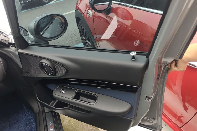 MINI Clubman 2022款 改款 2.0T COOPER S中控内饰7002