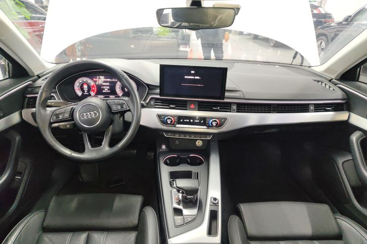 奥迪A4L 2020款 40 TFSI 豪华动感型中控内饰12