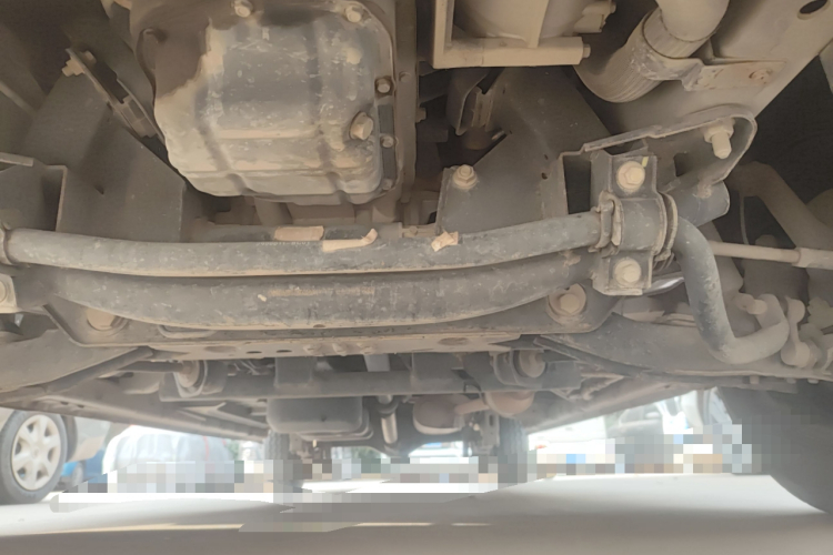 长安凯程 长安睿行M90 2018款 2.0L超值型高顶对开门6座4G94S局部细节9008