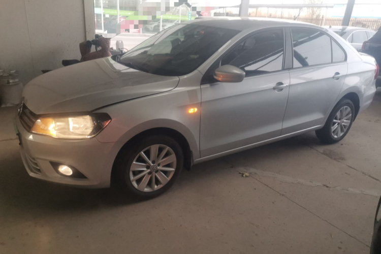 大众 捷达 2013款 1.6L 手动舒适型车身外观6003