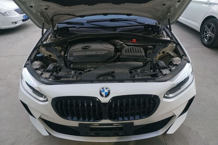 宝马1系 2021款 改款 125i M运动曜夜版局部细节24