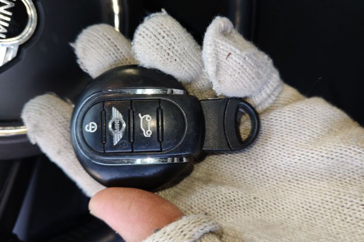 MINI Countryman 2017款 1.5T COOPER ALL4中控内饰7001