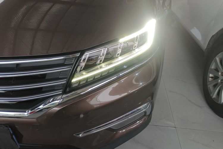 荣威RX5 2018款 20T 两驱自动互联网智尊版局部细节36