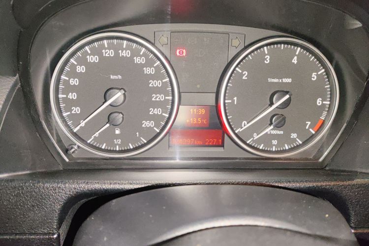 宝马X1 2015款 sDrive18i 领先晋级版中控内饰14