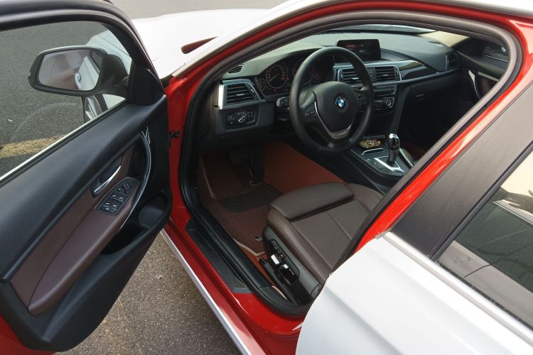 宝马3系 2018款 320Li 时尚型中控内饰20