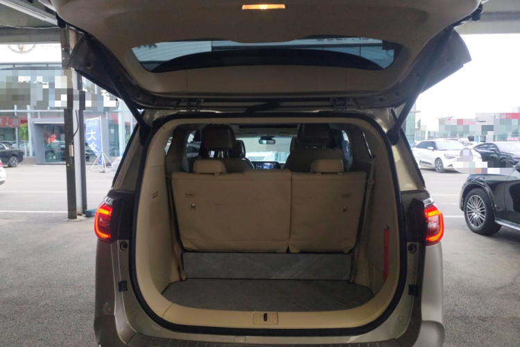 别克GL8 2023款 ES陆尊 豪华型和悦版局部细节23