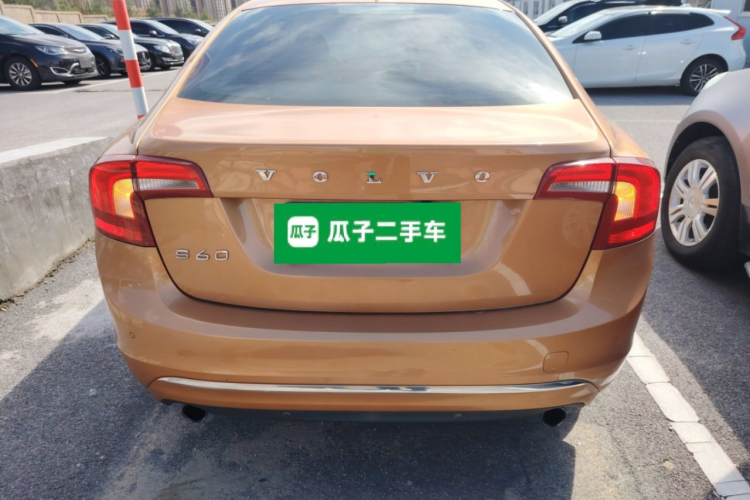 沃尔沃S60 2014款 S60L 2.0T 智远版车身外观6004