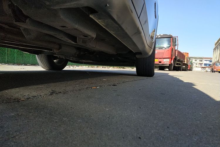 Jeep 指南者 2020款 220T 自动领先版局部细节9001