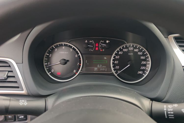 日产 轩逸 2021款 经典 1.6XE CVT舒适版中控内饰14