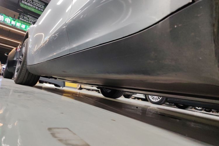 特斯拉 Model Y 2024款 后轮驱动版局部细节9002