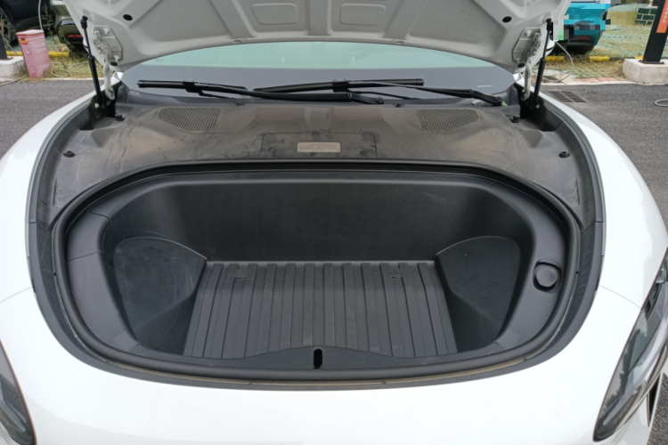 小米汽车 小米SU7 2024款 后驱超长续航高阶智驾Pro版机舱底盘24