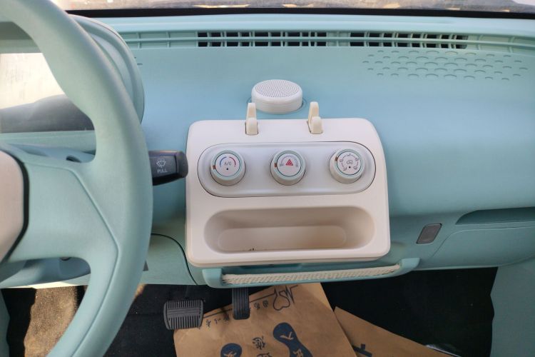 凌宝汽车 凌宝uni 2025款 微甜版 11.52kWh局部细节16