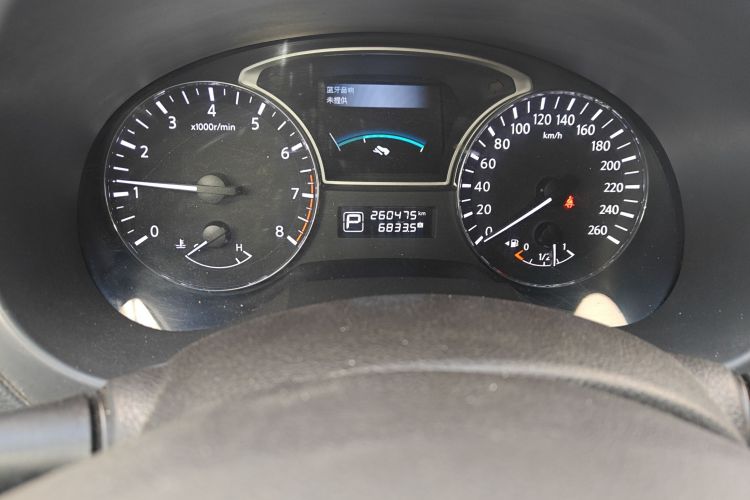 日产 天籁 2014款 2.0L XL Upper科技版中控内饰15