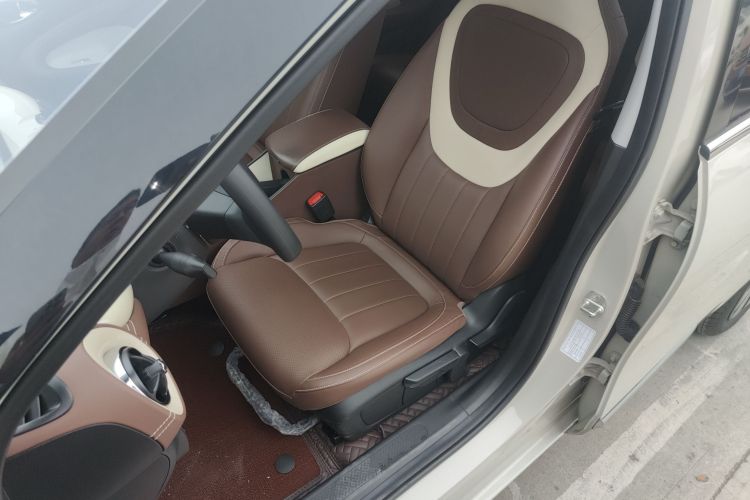 五菱汽车 五菱缤果 2023款 203km 舒享款局部细节19