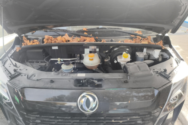 东风御风 御风 2023款 V9+ 2.0T 自动前驱多功能中轴中顶7/8/9座局部细节24