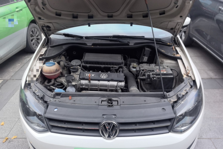 大众 Polo 2013款 1.4L 手动风尚版局部细节24