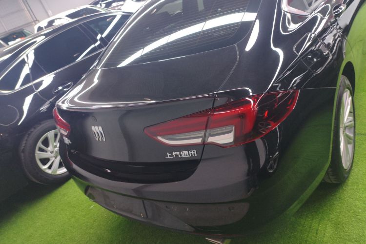 别克 君威 2024款 28T 纵享版车身外观6