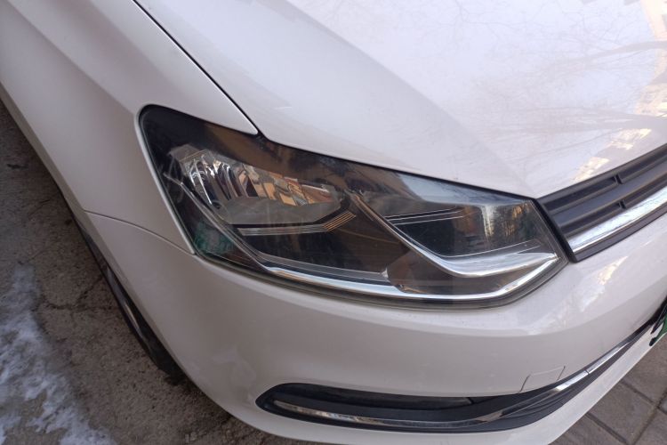 大众 Polo 2014款 1.4L 自动舒适版车身外观8