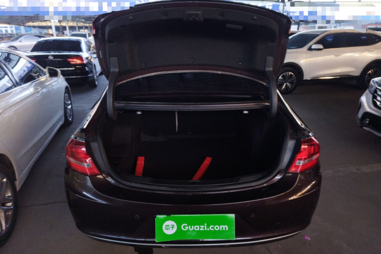 别克 君越 2016款 改款 20T 领先型机舱底盘23