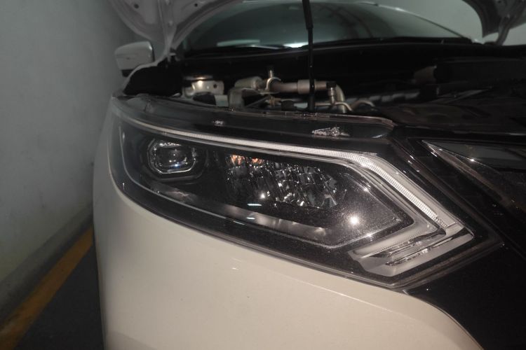 日产 逍客 2019款 2.0L CVT豪华版车身外观8